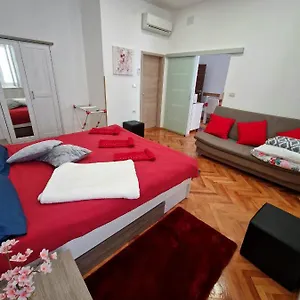 apartmani-lml.primorje-gorskikotar.com/