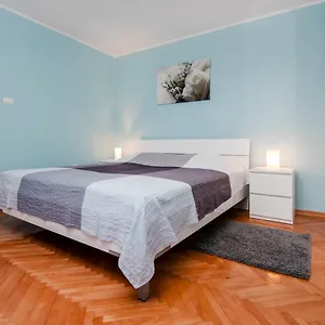 Anastasia Apartment